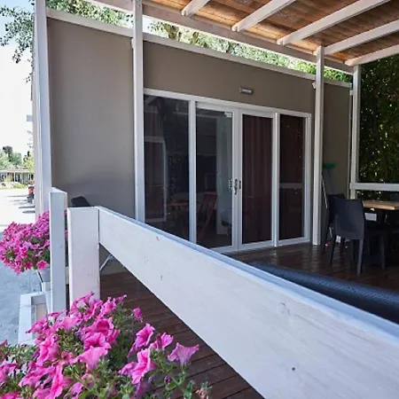 Villaggio Turistico Lugana Marina
