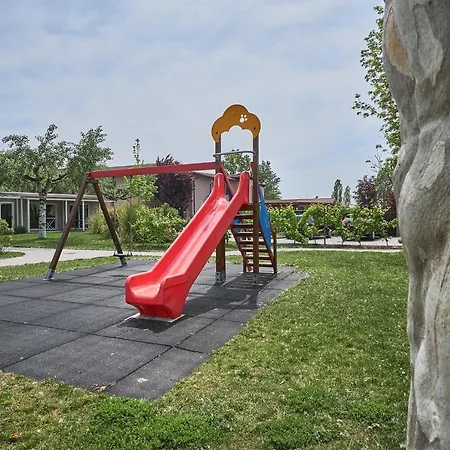 Villaggio Turistico Lugana Marina 3*